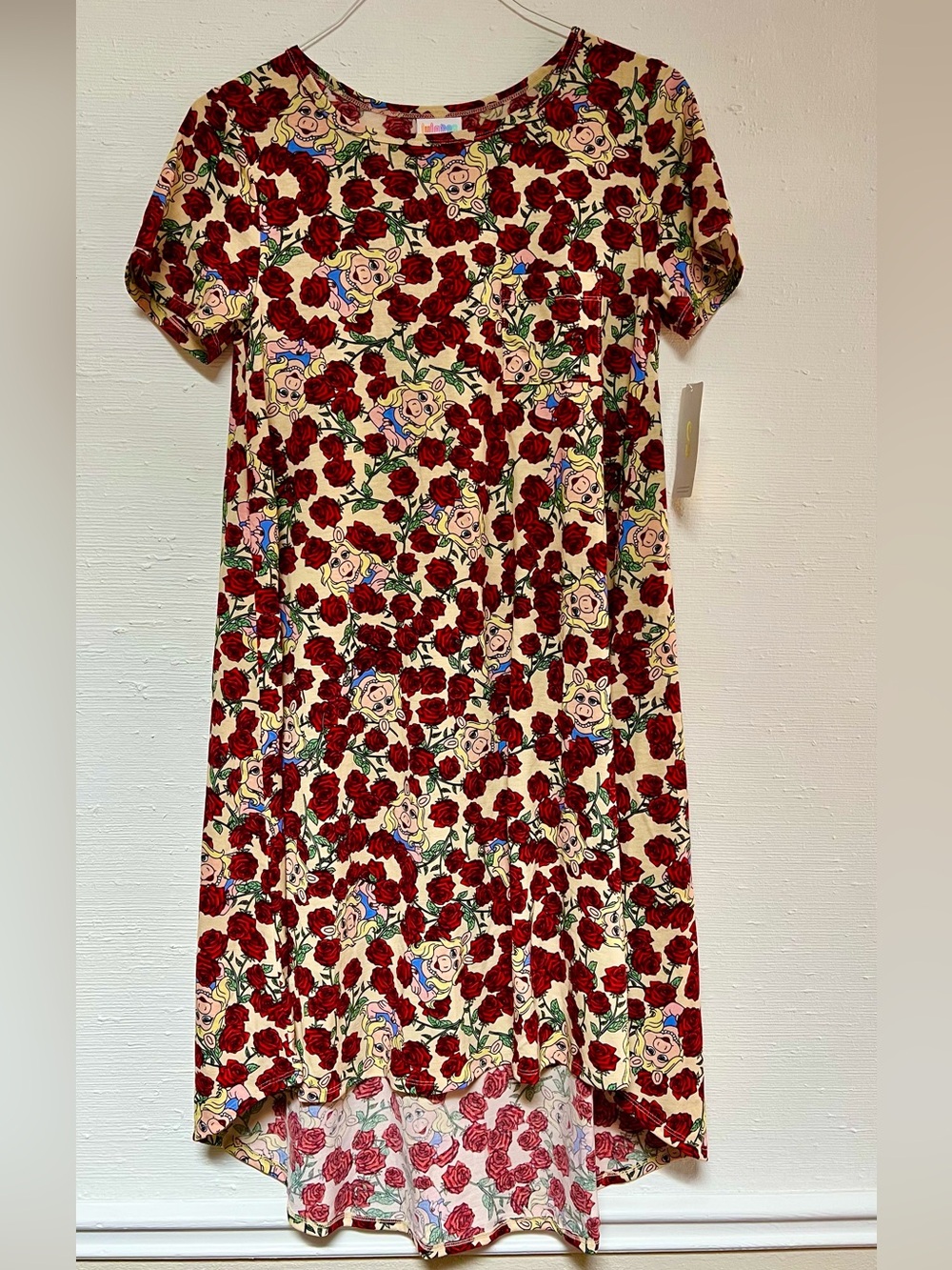 LuLaRoe Miss Piggy and Red Rose Print